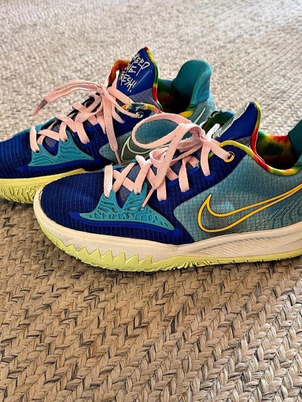 Nike Kyrie Low 4 Keep Sue Fresh Dynasty Basketball Sneakers Blue & Green size 11